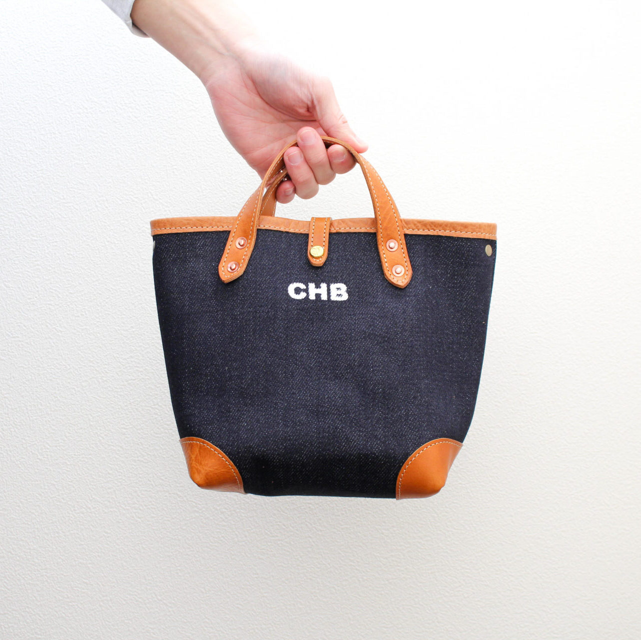 デニムと本革を組み合わせたミニトート D.D. Mini 2way Tote