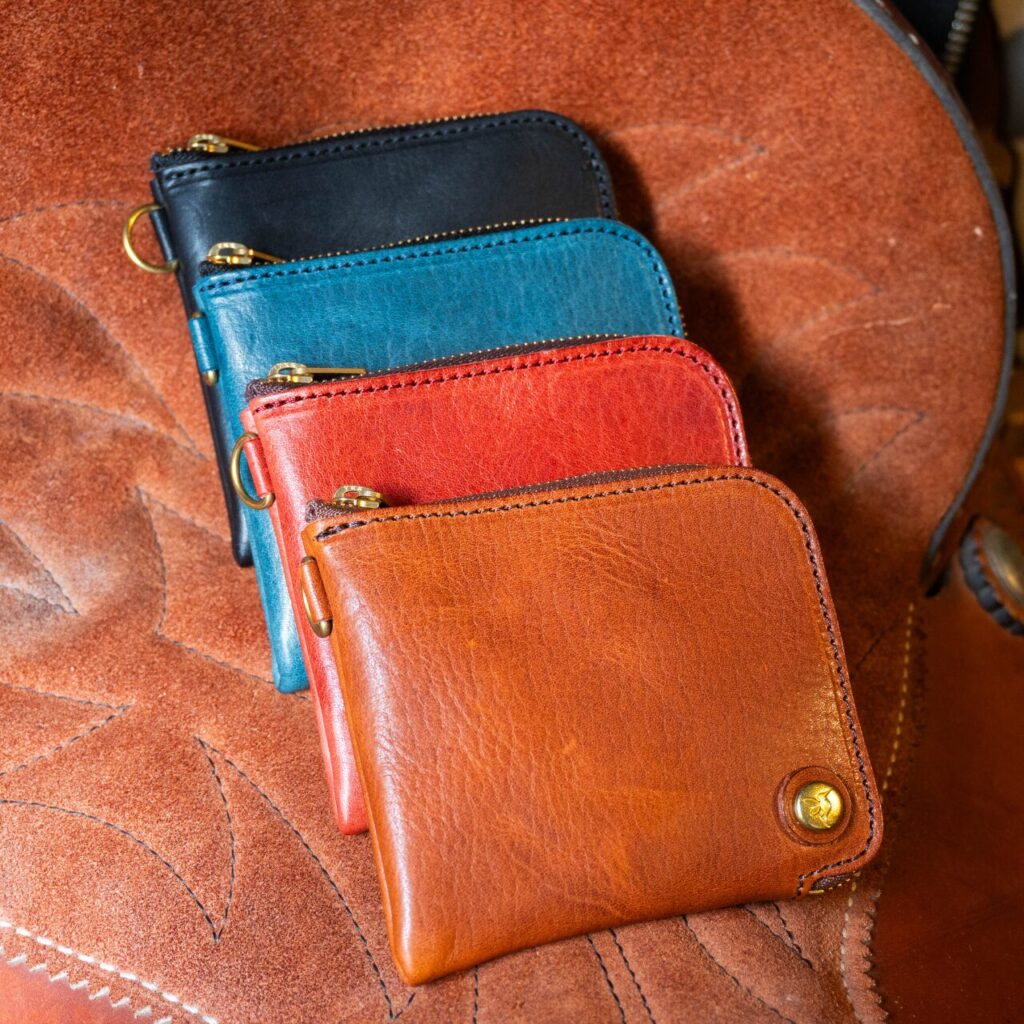 ヴィンテージレザーのミニ財布COOPER