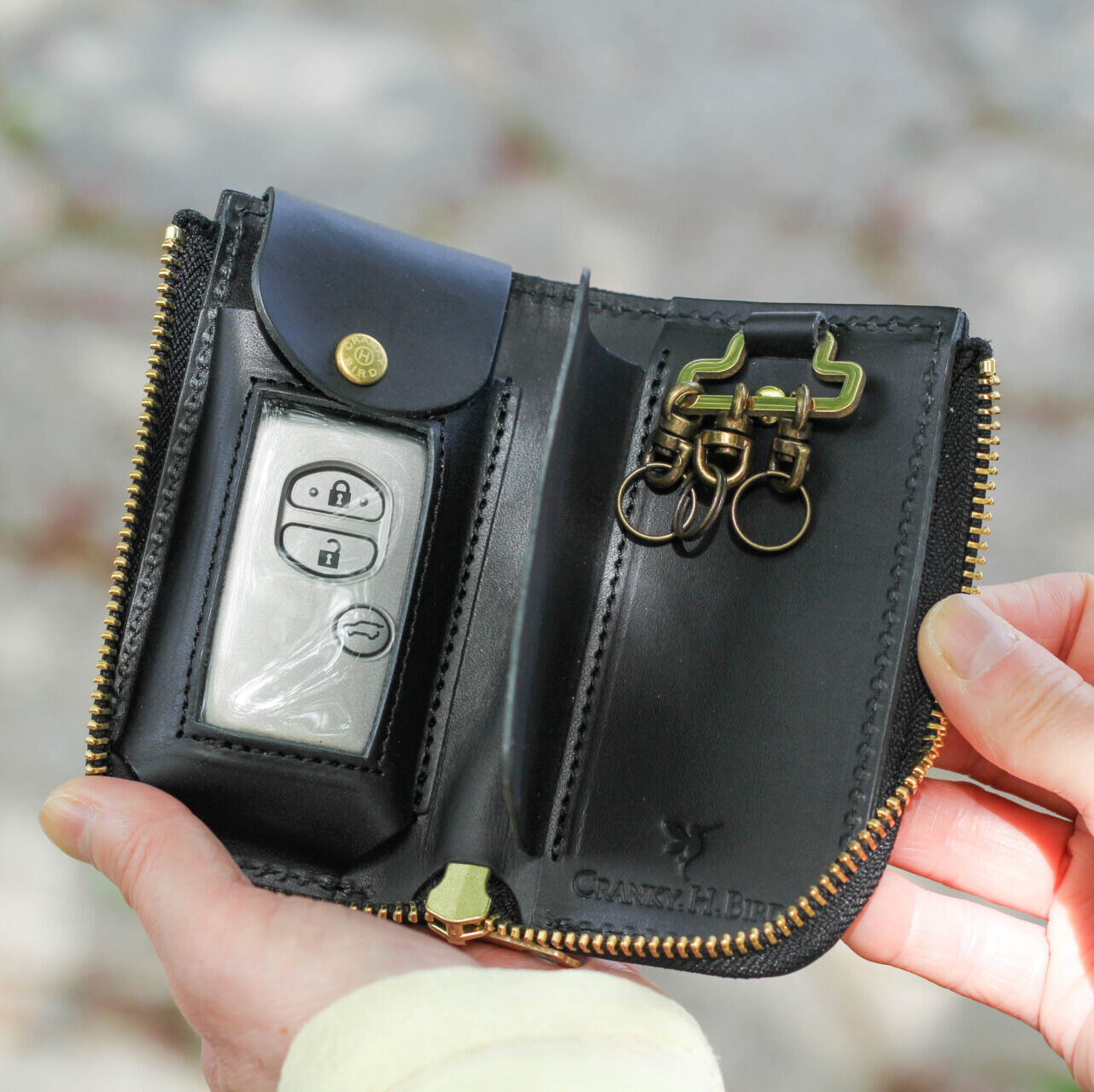 スマートキーケース"GROUND"中面ブラック