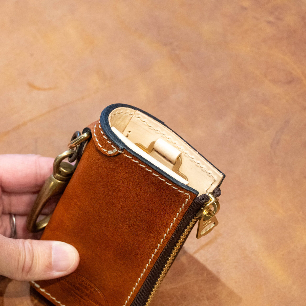 スマートキーケース"GROUND ANTIQUE"オレンジ・中面タン