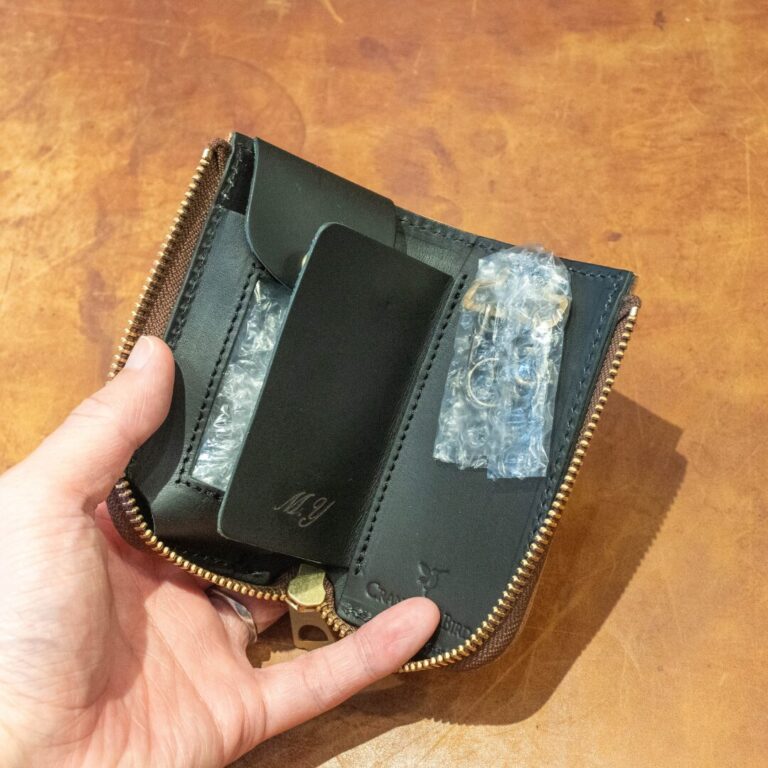 GROUND PLANE タン:中面・開き